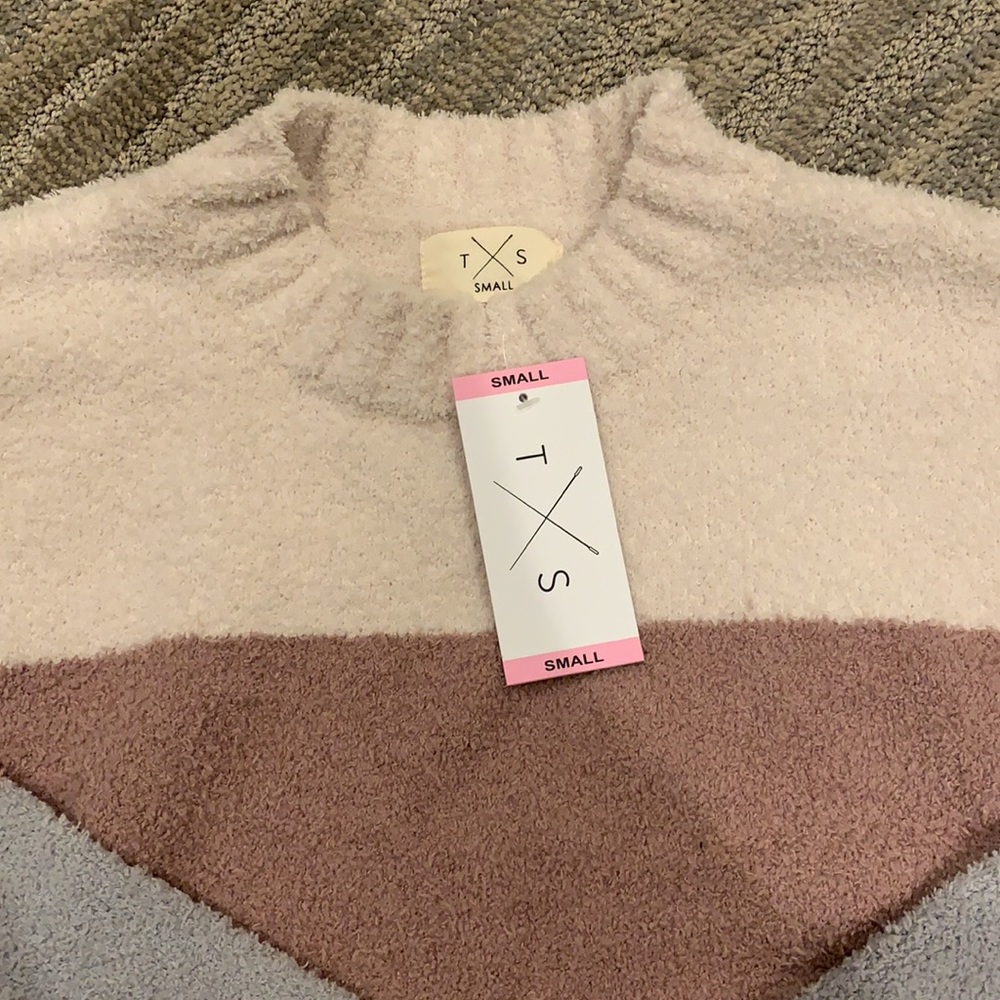 Multicolor Sweater - Picture 2 of 2